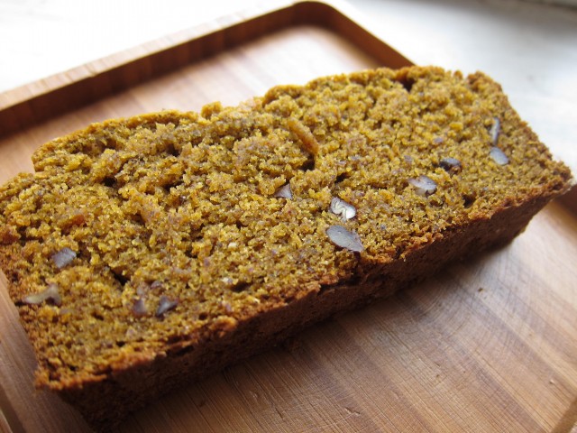 Kabocha pecan bread