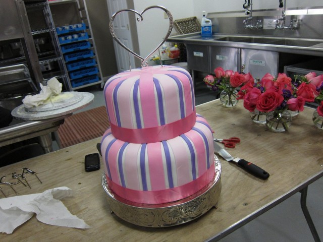 Adding adornments to cake