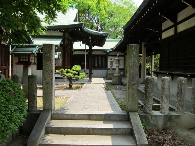 Osaka Castle courtyard