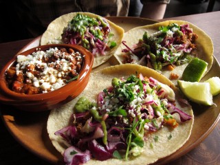 Barrio chicken tacos