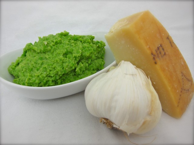 Creamy green pea and parmesan mash 2
