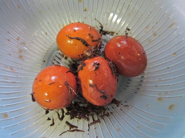 Eggs ready to peel