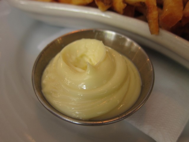 Leon's garlic aioli