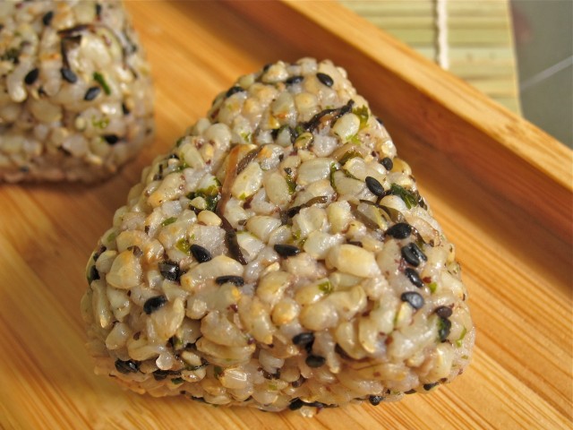 Seaweed and brown rice onigiri