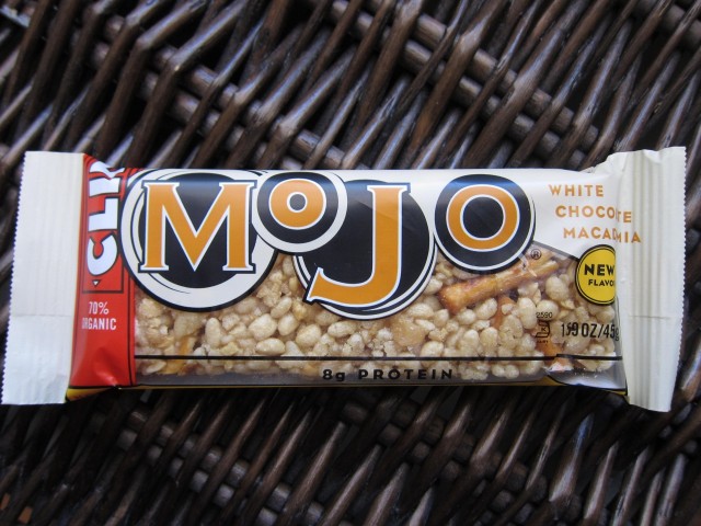 Clif Mojo white chocolate macadamia