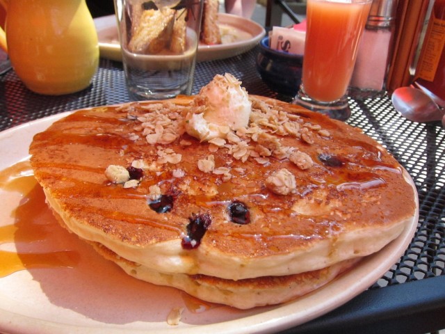 Blueberry blossom pancakes at Snooze